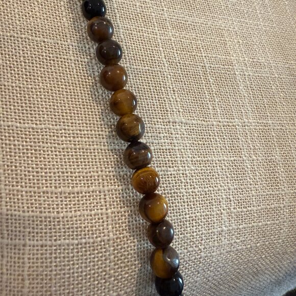 Tiger's Eye Quartz Bead Necklace - Picture 7 of 8